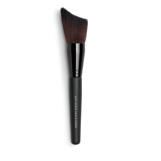 Soft Curve Face & Cheek Brush